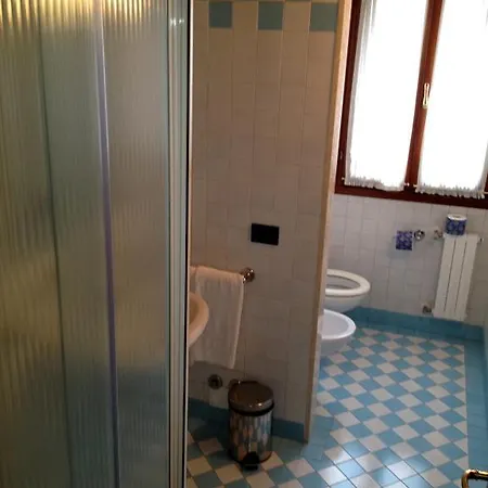 Ca'nova Alloggi Pensjonat 2*