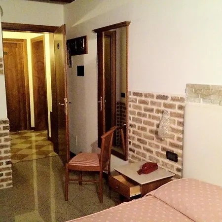 Pensjonat Ca'nova Alloggi